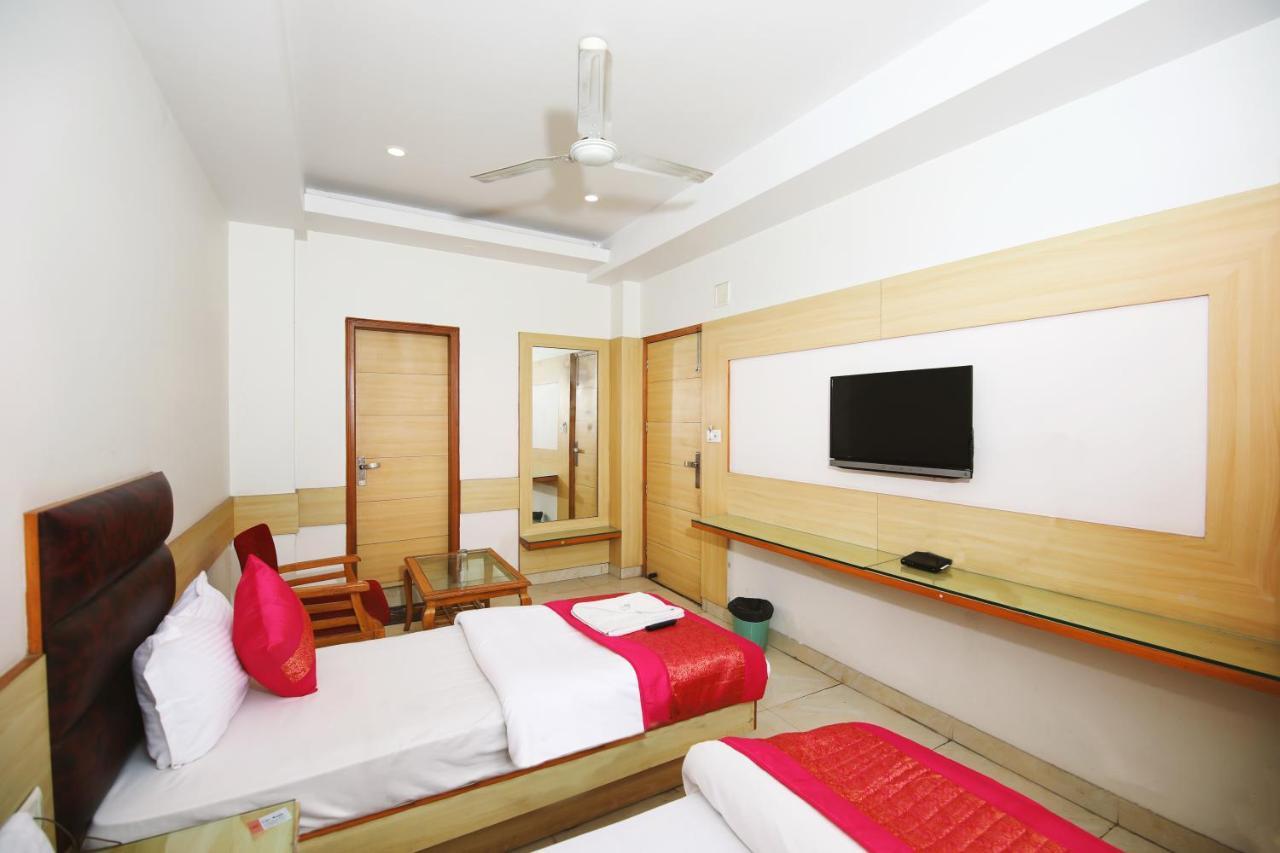 Hotel Lav Kush Deluxe " 3 Min Walking From New Delhi Railway Station " Exterior foto